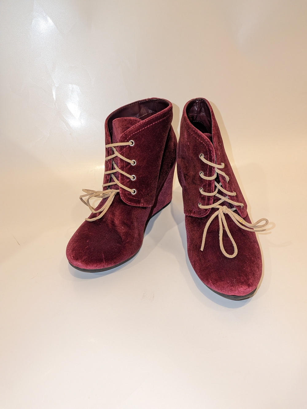 A2 by Aerosoles Lexie Burgundy Velvet Lace Up Wedge Booties Size 9.5